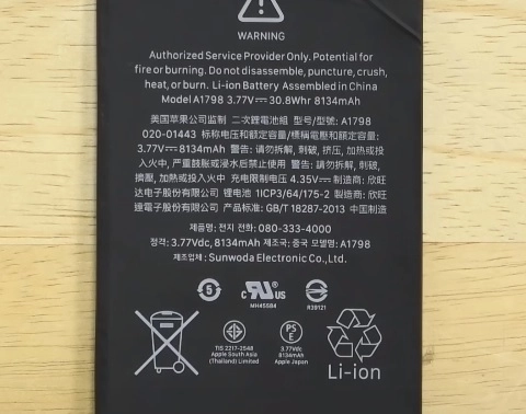 Thay pin iPad Pro 10.5 (2017) Apple A1798 8134mAh 30.8Wh